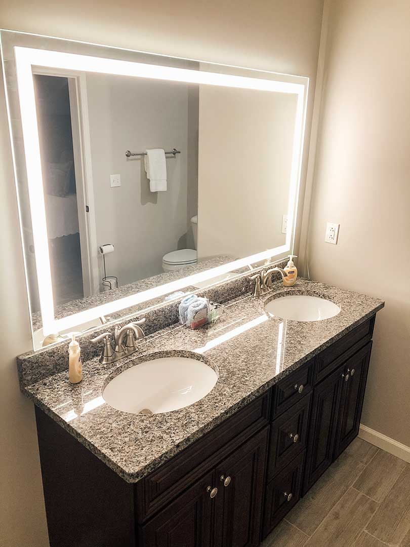 Chaumette Winery suite 41 bathroom