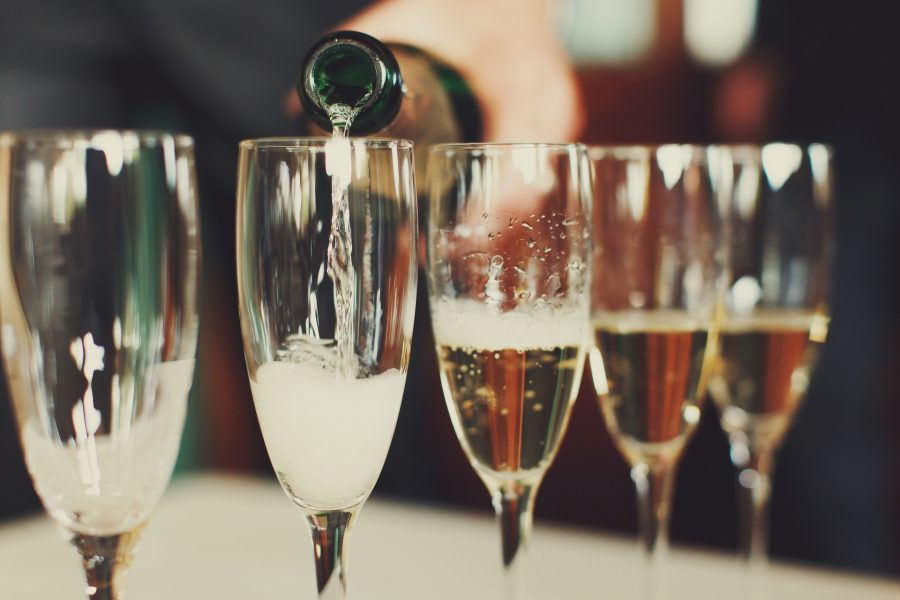 3 Surprising Differences Between Champagne and Sparkling Wines